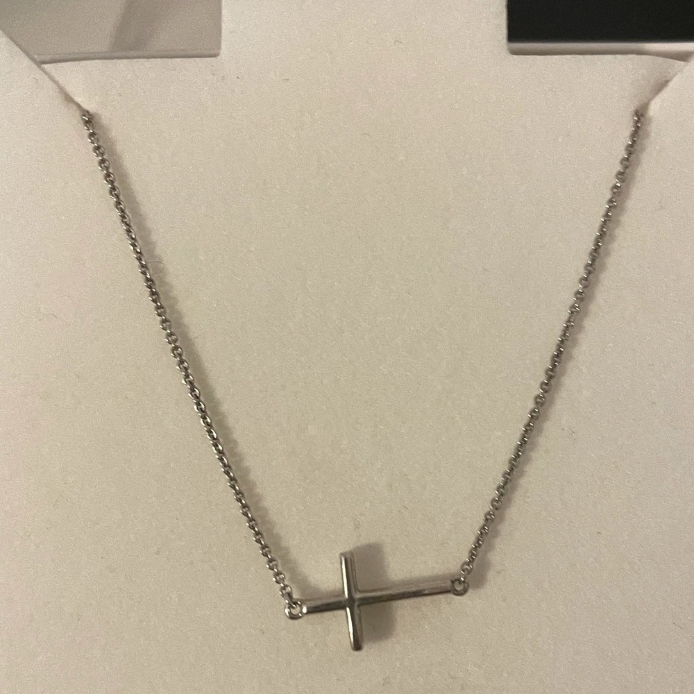 cross adjustable choker